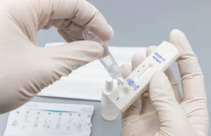 Grupa C19 zadała 11 pytań w sprawie testów PCR. Państwowy Zakład Higieny odpisał