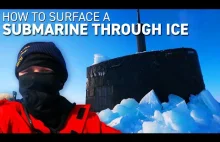 Wynurzanie się łodzi podwodnej na oceanie arktycznym