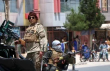 BBC: Talibowie oblegają trzy kluczowe miasta Afganistanu