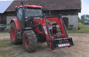 Psuje się nowy traktor za 300 tys. zł. Dealer i producent odmawiają pomocy