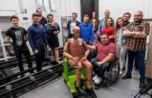 Na Politechnice Wrocławskiej powstaje off-roadowy wózek dla niepełnosprawnych