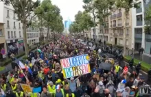 Francja: Mieszkańcy Paryża manifestują przeciwko paszportom sanitarnym.
