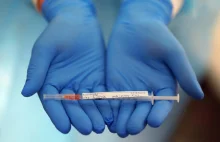 Szczepionka przeciwko COVID-19 może kosztować nawet 200 zł gdy wprowadzą opłatę