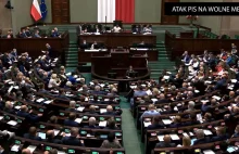Ustawa anty-TVN przyjęta. Ci posłowie głosowali "za"