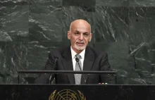 Prezydent Afganistanu opuścił kraj