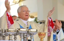 Arcybiskup znów atakuje: "To ideologia, która pragnie deprawować polskie dzieci"