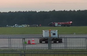 Incydent z udziałem awionetki na Lotnisku w Modlinie. Wstrzymane starty