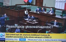 Podobna sytuacja z reasumpcją głosowania sprzed roku z udziałem Terleckiego.