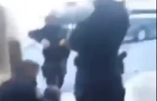 Australia. Dzieci bez masek potraktowane przez "policję" gazem i aresztowane.