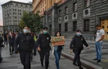 W Moskwie protestowali dziennikarze. Policja zatrzymała 9 osób