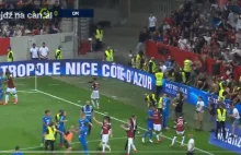 Skandal w meczu Ligue 1! Kibice zaatakowali piłkarzy, mecz przerwany