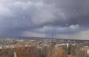 Incredible hail knocks on the window