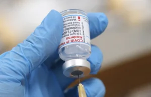 Niewykorzystane dawki szczepionki Moderna mogą zawierać ciała obce (Japonia)