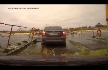 Ruski jedzie przez most (Russian goes over the bridge)