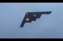 Trzy amerykańskie bombowce B-2A Spirit wylądowały dziś w Keflavíku na Islandii.