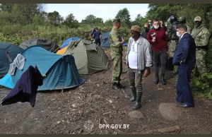 Przedstawiciel UNHCR dotarł do uchodźców na granicy z Polską od strony Białorusi