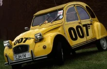 Nie tylko pościgi z zakonnicą. Citroën 2CV Jamesa Bonda kończy 40 lat