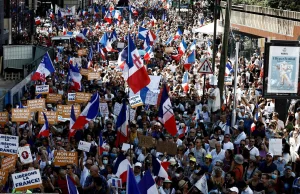 Francja i Włochy pogrążone w protestach. Tłumy wyszły na ulice