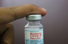 Japonia: Cząstki stali nierdzewnej w szczepionkach Moderny
