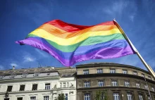 Studenci oburzeni. Uniwersytet każe im robić "coming out"?