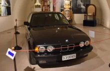 To jest papieskie BMW - jeździł nim Jan Paweł II. Samochód zobaczysz teraz...