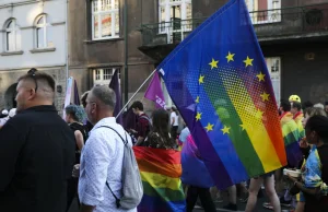 Ostry list KE do 5 polskich województw. Tydzień na wycofanie się z anty-LGBT