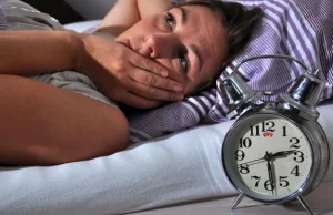 Polskie badania: ślady niedoboru snu utrzymują się nawet siedem dni