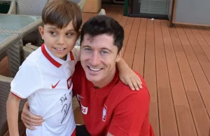 Robert Lewandowski spełnił marzenie Kuby. Piłkarz spotkał się z nim po meczu