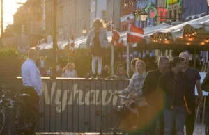 Ten kraj zniósł wszystkie restrykcje. "Poczucie wolności "