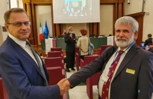 Lekarz z Polski, który leczy amantadyną, został zaproszony przez włoski Senat