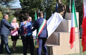 W Imoli koło Bolonii odsłonięto pomnik gen. Władysława Andersa