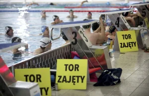 Rząd chce zwrócić baseny i boiska obywatelom. Winne szkółki sportowe