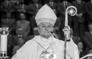 "Zmarły biskup nie podlega już ludzkiemu osądowi". Gądecki o biskupie Janiaku