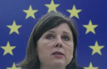 Jourová o zawieszeniu funduszy UE dla Polski: "ten pociąg pędzi już zbyt szybko"