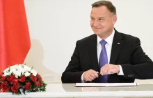 Andrzej Duda podpisał ustawę o m.in. 40-procentowej podwyżce dla prezydenta