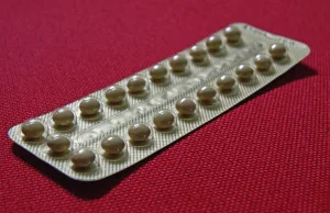 Holenderskie sądy nakazały 6 kobietom stosowanie antykoncepcji.