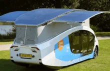 Studenci z Eindhoven stworzyli "gwiazdę życia". Solarny kamper ruszył w podróż
