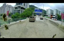 Instant karma dla agresorów drogowych - Chiny