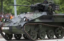 Niemiecki Wiesel to najmniejszy wielozadaniowy czołg na świecie.