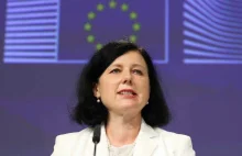 Jourova:UE zacznie się rozpadać, jeśli nie zakwestionuje orzeczenia polskiego TK
