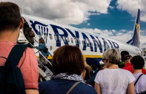 Ryanair nie wpuszcza pasażerów, którzy korzystali z refundacji kosztów biletów