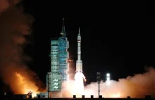 Chiny wysłały 3 kosmonautów na 6 miesięcy na swoja stację kosmiczną!