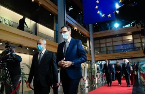 Morawiecki w PE: Nie zgadzam się na szantaż i groźby ze strony Unii!