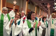 W Polsce będą kobiety - księża! Synod ogłosił prawdziwy przełom