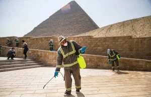 Egipt nazwał najbezpieczniejszym kurortem dla turystów z Covid