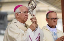 Abp Depo w Watykanie: Odpowiedzialność duchownych za pedofilię to nie priorytet