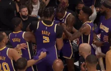 NBA: Przepychanka na ławce Lakers. Davis chwycił Howarda!
