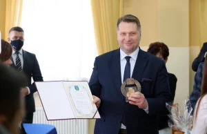 Przemysław Czarnek odebrał honorowe obywatelstwo gminy Lipinki