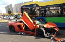 Wypadek trzech pojazdów! Rozbite Lamborghini - WIELKOPOLSKA