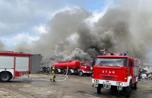 Duży pożar zakładu odpadów komunalnych w Kamieńcu